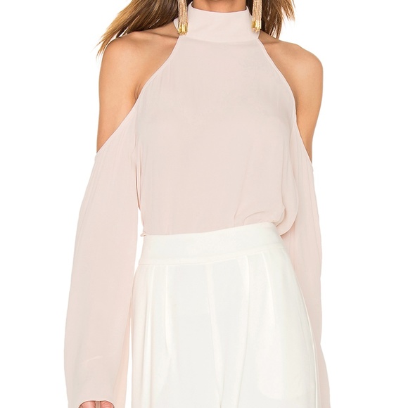Sen Tops - Sen Daryn Open Shoulder Blouse in Blush